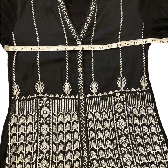 Anthropologie Tiny Black 3/4 Sleeve Embroidered Blouse Size Small - Picture 8 of 9